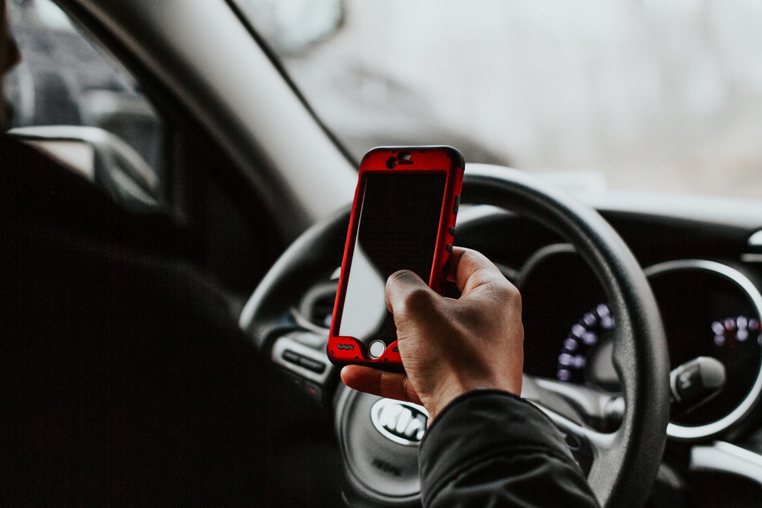 distracted driving texting resqme